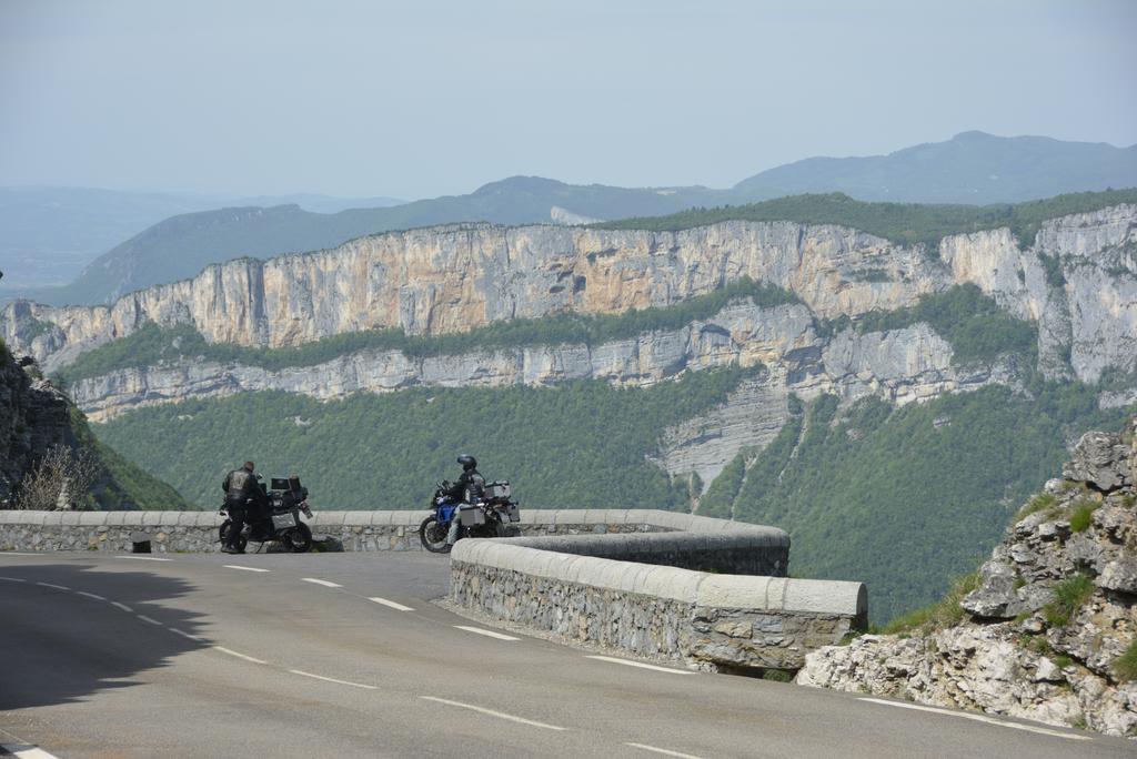 Hotel Du Col De La Machine แซงต์-ฌอง-ออง-รัวยองส์ ภายนอก รูปภาพ