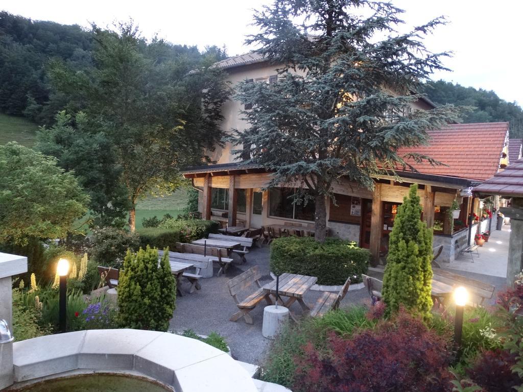 Hotel Du Col De La Machine แซงต์-ฌอง-ออง-รัวยองส์ ภายนอก รูปภาพ