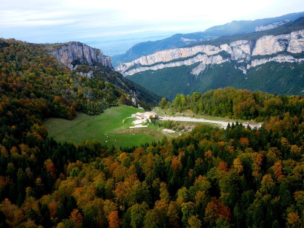 Hotel Du Col De La Machine แซงต์-ฌอง-ออง-รัวยองส์ ภายนอก รูปภาพ