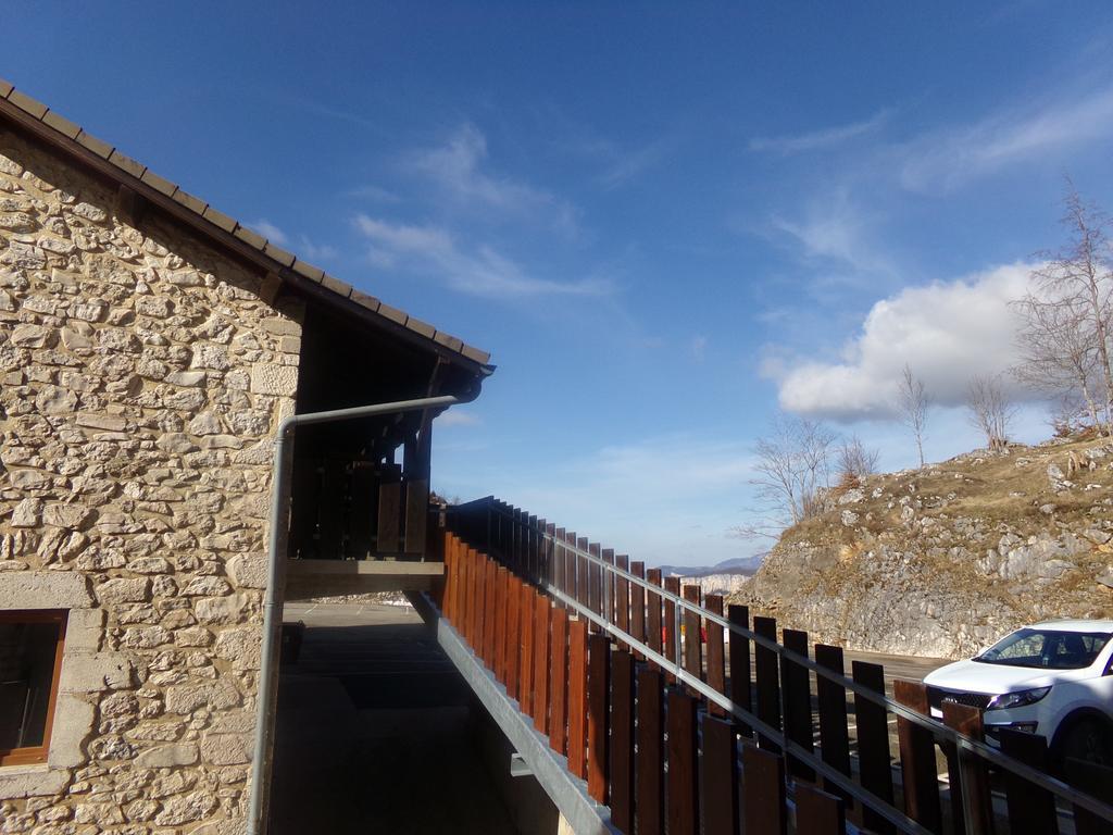 Hotel Du Col De La Machine แซงต์-ฌอง-ออง-รัวยองส์ ภายนอก รูปภาพ